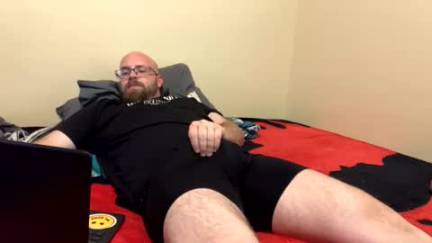 triller402 online show from November 4, 2025, 6:23 am