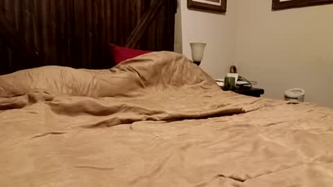 Snapshot of trillnonymau5 chatting on December 15, 2024, 8:15 pm trillnonymau5 online show from December 15, 2024, 8:15 pm