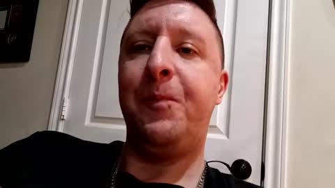 Snapshot of trillnonymau5 chatting on December 22, 2024, 11:41 pm trillnonymau5 online show from December 22, 2024, 11:41 pm