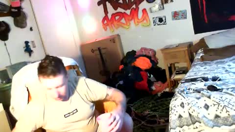 Snapshot of trillnonymau5 chatting on December 26, 2024, 7:49 pm trillnonymau5 online show from December 26, 2024, 7:49 pm