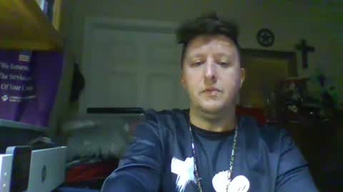 Snapshot of trillnonymau5 chatting on January 24, 2025, 4:27 am trillnonymau5 online show from January 24, 2025, 4:27 am