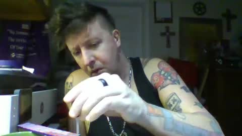 Snapshot of trillnonymau5 chatting on January 26, 2025, 2:35 am trillnonymau5 online show from January 26, 2025, 2:35 am