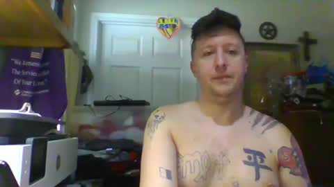 Snapshot of trillnonymau5 chatting on February 13, 2025, 10:22 pm trillnonymau5 online show from February 13, 2025, 10:22 pm