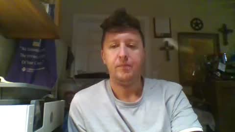 Snapshot of trillnonymau5 chatting on February 24, 2025, 1:35 am trillnonymau5 online show from February 24, 2025, 1:35 am