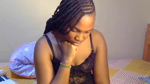 Snapshot of trina_z chatting on July 6, 2026, 8:00 am trina_z online show from July 6, 2026, 8:00 am