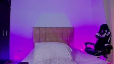 Triny online show from March 9, 2026, 2:10 pm