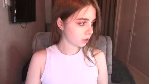 tripleprinces online show from February 9, 2025, 4:29 pm