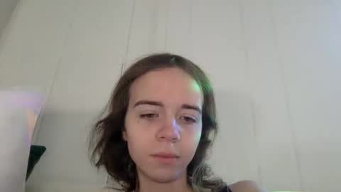 trippybb222 online show from December 16, 2025, 3:28 pm