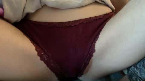 trippybb222 online show from April 6, 2026, 1:12 pm