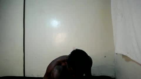 Trisboo5 online show from December 4, 2024, 11:08 am