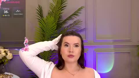 Snapshot of trisha_winslet chatting on March 8, 2025, 7:49 am trisha_winslet online show from March 8, 2025, 7:49 am