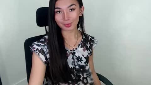 Snapshot of trixieliciouss chatting on October 13, 2025, 3:12 pm trixieliciouss online show from October 13, 2025, 3:12 pm