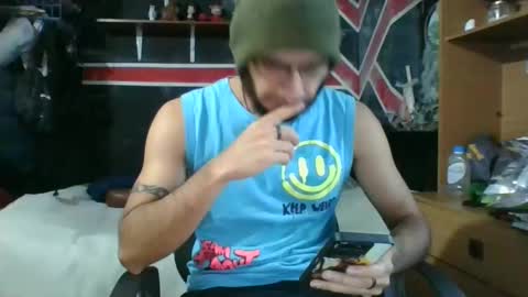 Snapshot of trizquelmen chatting on January 20, 2025, 11:35 am Andrew online show from January 20, 2025, 11:35 am