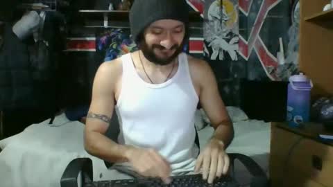 Snapshot of trizquelmen chatting on February 28, 2025, 12:31 pm Andrew online show from February 28, 2025, 12:31 pm