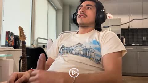 trod5763 online show from January 1, 2025, 11:18 pm