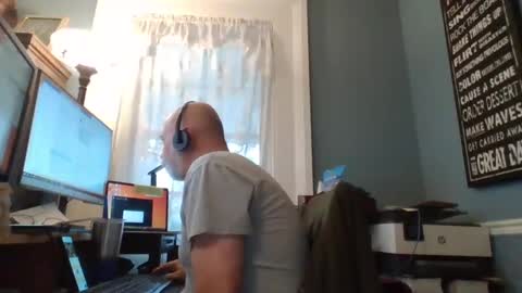 Snapshot of trodgers136 chatting on December 4, 2024, 6:50 pm TRodgers online show from December 4, 2024, 6:50 pm