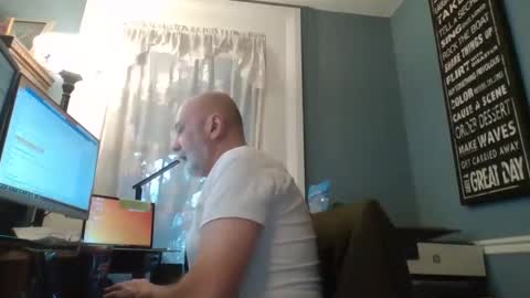 Snapshot of trodgers136 chatting on December 11, 2024, 2:22 pm TRodgers online show from December 11, 2024, 2:22 pm