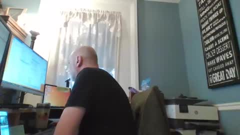 Snapshot of trodgers136 chatting on December 31, 2024, 12:57 pm TRodgers online show from December 31, 2024, 12:57 pm