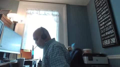 Snapshot of trodgers136 chatting on January 21, 2025, 6:55 pm TRodgers online show from January 21, 2025, 6:55 pm