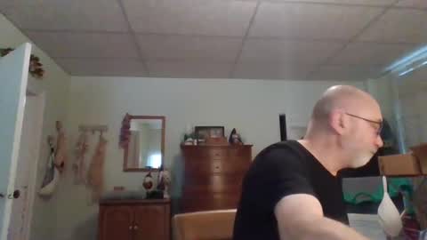 Snapshot of trodgers136 chatting on February 15, 2025, 4:23 pm TRodgers online show from February 15, 2025, 4:23 pm