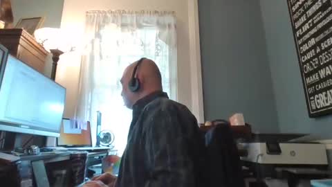 Snapshot of trodgers136 chatting on September 16, 2025, 2:29 pm TRodgers online show from September 16, 2025, 2:29 pm