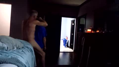 trojanswingers online show from November 10, 2025, 11:04 pm