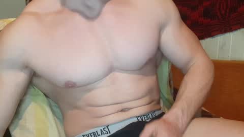 Troncq online show from January 5, 2025, 3:13 pm