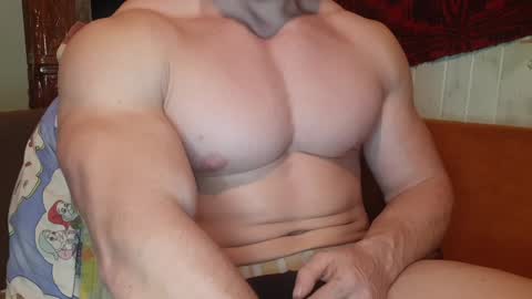 Troncq online show from January 23, 2025, 6:24 pm