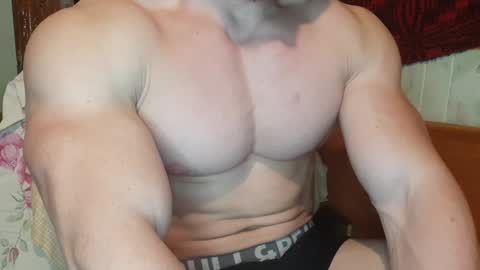 Troncq online show from February 2, 2025, 3:17 pm