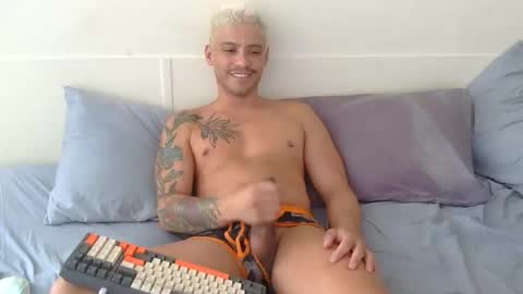 Snapshot of tropicalmadness chatting on January 10, 2026, 6:04 am Archie Torres online show from January 10, 2026, 6:04 am