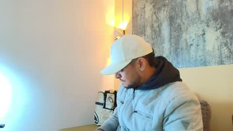 Troy online show from April 1, 2026, 2:23 am