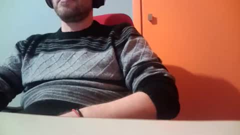 Snapshot of truble1 chatting on February 10, 2026, 5:28 pm eros online show from February 10, 2026, 5:28 pm