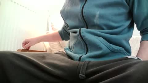 truble_again online show from May 19, 2026, 5:25 am