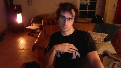 trucdeoufouf online show from February 5, 2025, 9:40 pm