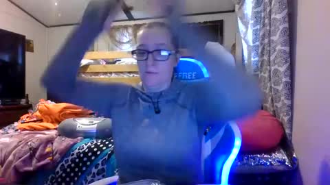 TruckersWifeToBe online show from December 19, 2024, 5:08 pm