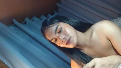 Goddess Mira online show from November 11, 2025, 12:27 pm