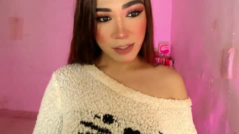 Snapshot of ts_romantika69 chatting on June 19, 2026, 8:29 am The Girl Named Romantika online show from June 19, 2026, 8:29 am