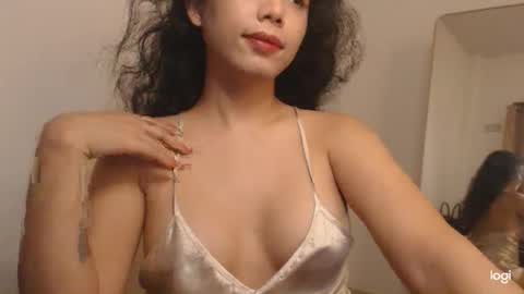 Samantha Eli online show from November 25, 2025, 12:16 pm