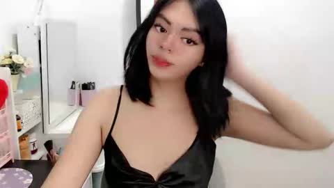 Snapshot of ts_vexana chatting on October 15, 2025, 6:02 am Dhalia online show from October 15, 2025, 6:02 am