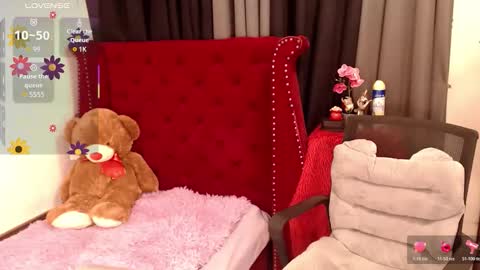 Snapshot of tsasianseductivehot chatting on January 16, 2026, 10:14 pm YourBella online show from January 16, 2026, 10:14 pm