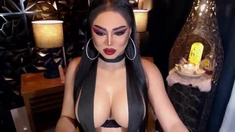 Snapshot of tsdarkdevon chatting on February 16, 2025, 12:43 pm tsdarkdevon online show from February 16, 2025, 12:43 pm