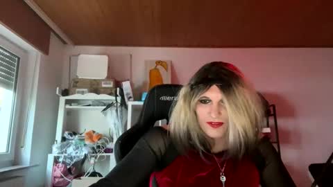 tsmistressmeduza online show from April 20, 2026, 5:48 pm