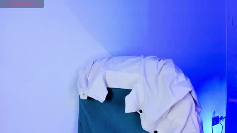 Maru online show from April 15, 2026, 8:42 pm