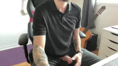 TT Boy2000 online show from March 25, 2026, 1:28 pm