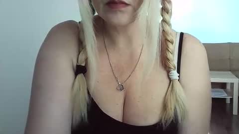 Ttrnynela online show from February 19, 2026, 7:59 am