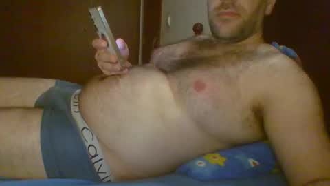 Snapshot of tuga_man_ chatting on March 1, 2026, 11:51 pm tuga man online show from March 1, 2026, 11:51 pm