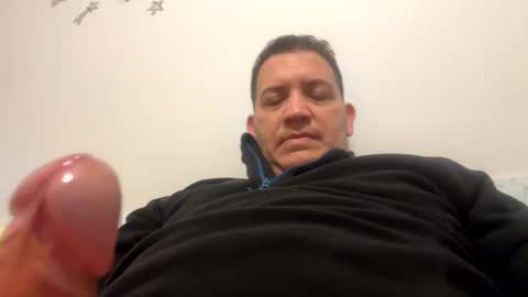 tuhombre1612 online show from January 17, 2025, 10:44 am