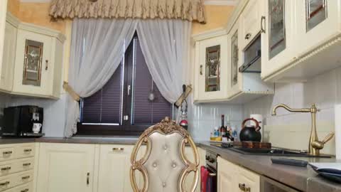 Tunde online show from March 1, 2025, 7:51 am