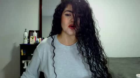 Snapshot of tuti_sex chatting on January 13, 2026, 2:28 am tuti online show from January 13, 2026, 2:28 am