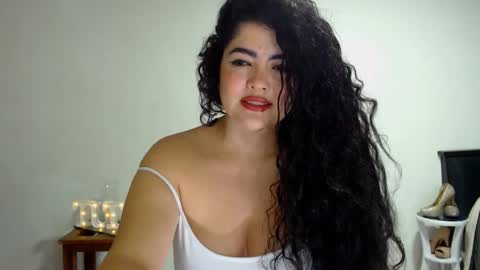 Snapshot of tuti_sex chatting on February 23, 2026, 3:15 am tuti online show from February 23, 2026, 3:15 am